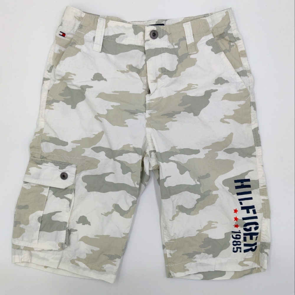 Boys Tommy Hilfiger Size 14 Camo shorts